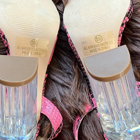 Olivia Ferragamo Snakeskin Heels - Picture 3 of 8